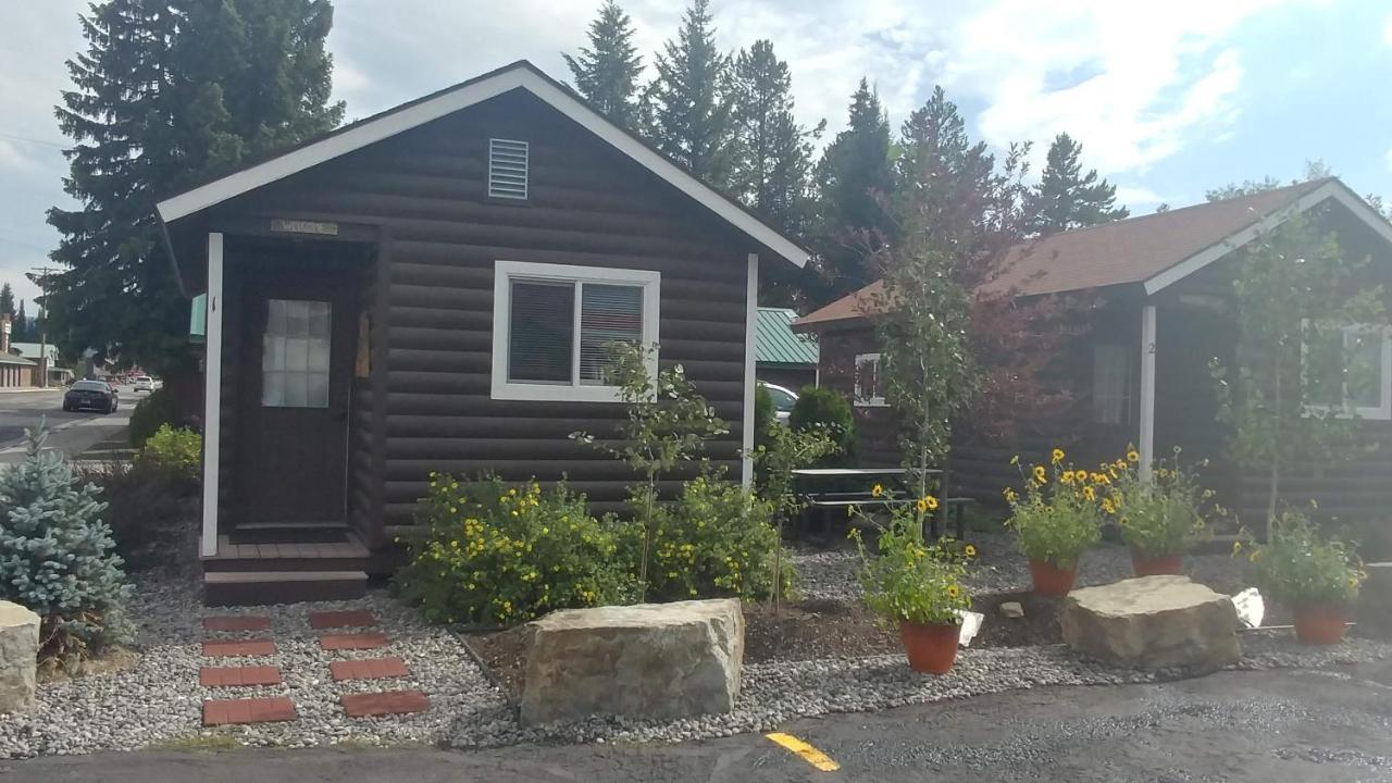 9 Bar W Cabins 웨스트 엘로스톤 외부 사진