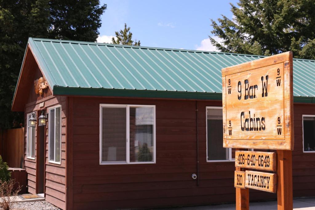 9 Bar W Cabins 웨스트 엘로스톤 외부 사진